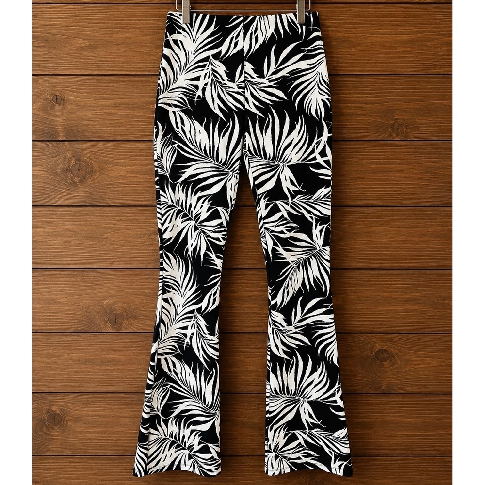Zara High-Waisted Flare Pants Women M Black White Tropical Boho Retro 70s Knit